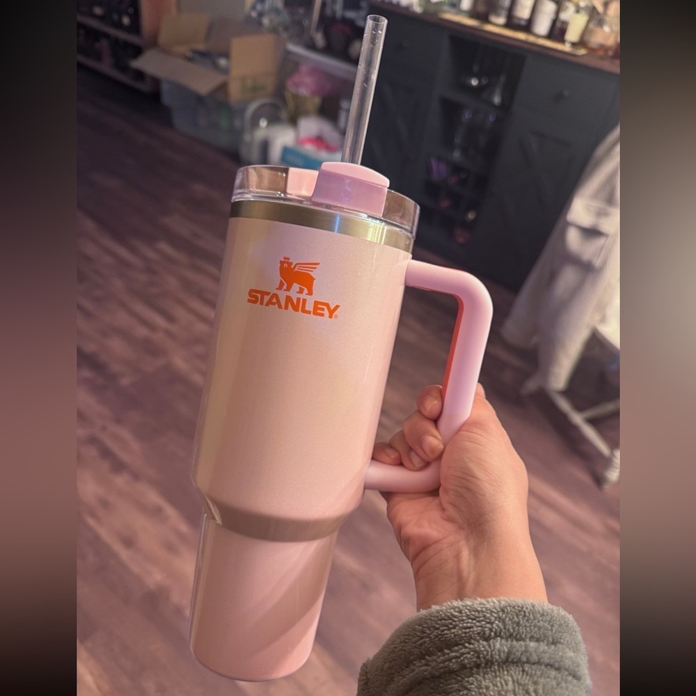 New color, limited edition drop! Like new Rose Petal Shimmer Stanley 40oz